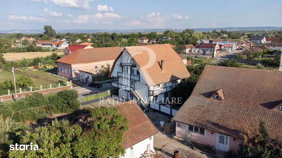 Casă cu Teren 3200 Mp în Sântandrei