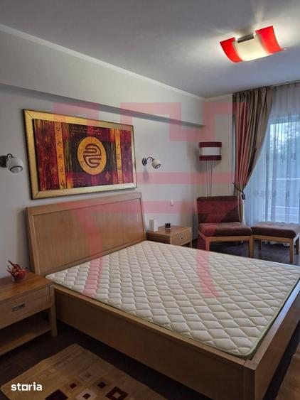 Apartament cu 3 camere în Plopilor
