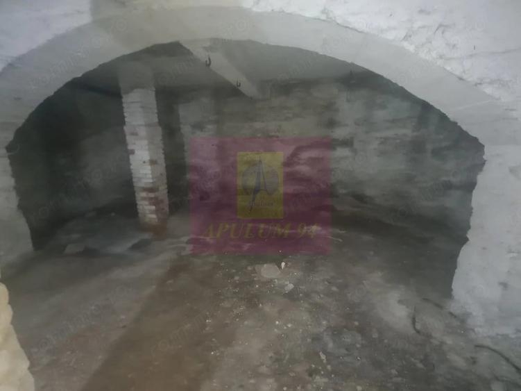 Casă cu 4 camere cu Teren 332 Mp în Central