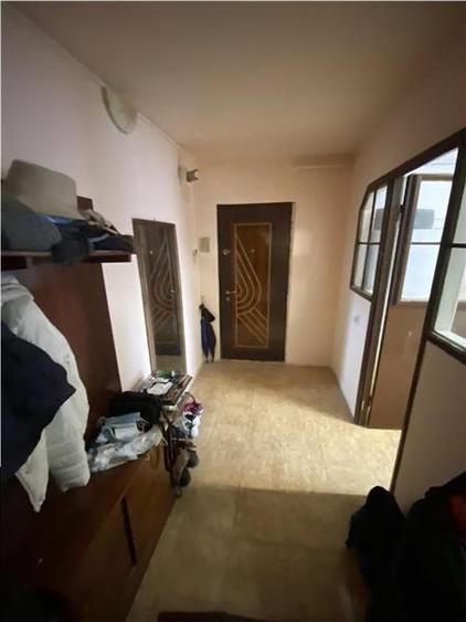 Apartament cu 2 camere semidecomandat în Matei Basarab