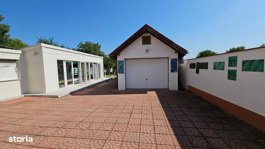 Casă cu 7 camere cu Teren 1300 Mp în Cornetu