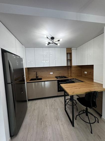 Apartament cu 2 camere semidecomandat, mobilat în Drumul Taberei
