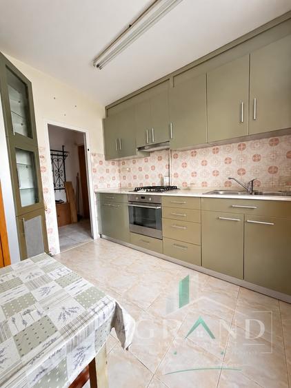 Apartament cu 3 camere decomandat, mobilat în Mănăștur