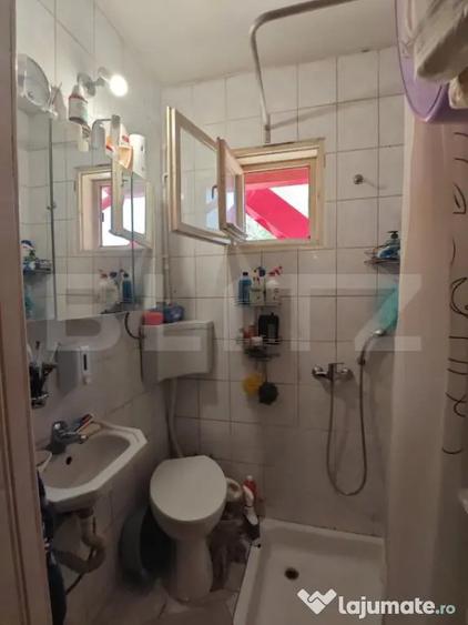 Casă cu 2 camere cu Teren 150 Mp în Zărnești