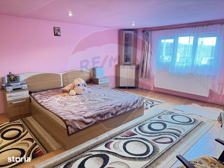 Casă cu 3 camere cu Teren 356 Mp în Central