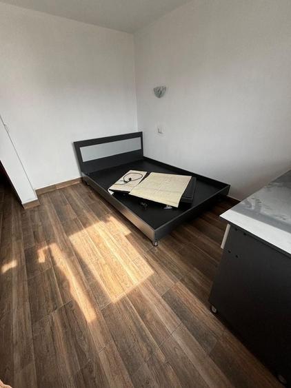 Apartament cu 3 camere în Berzasca