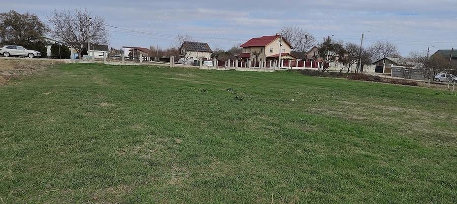 Teren de 1692 mp, în Central