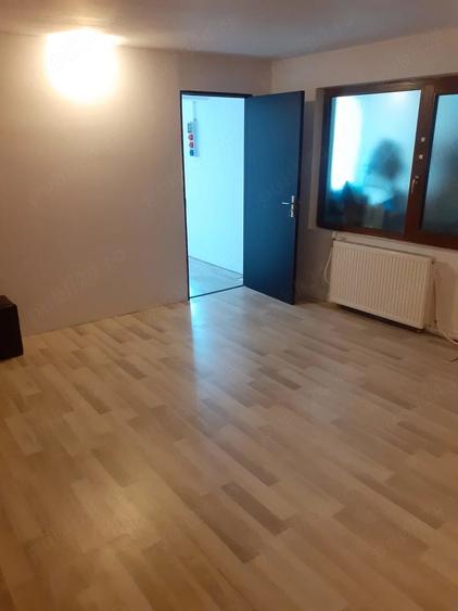 Spațiu comercial, de 56 mp, în Mehala