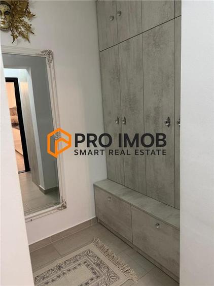Apartament cu 2 camere decomandat, mobilat în Micro 5