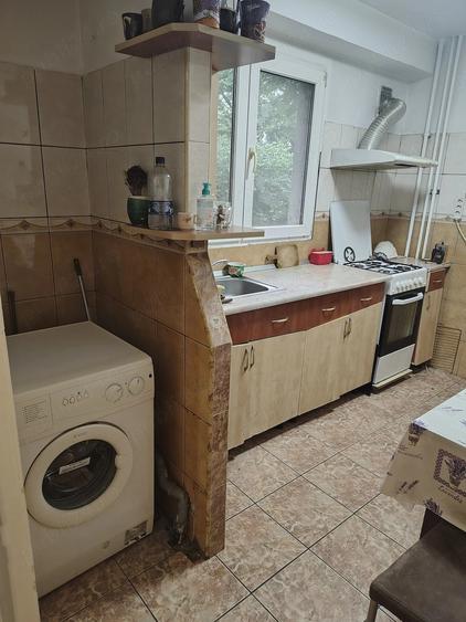 Apartament cu 2 camere decomandat în Drumul Taberei