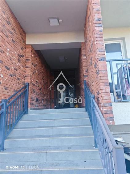 Apartament cu 3 camere decomandat în Berceni