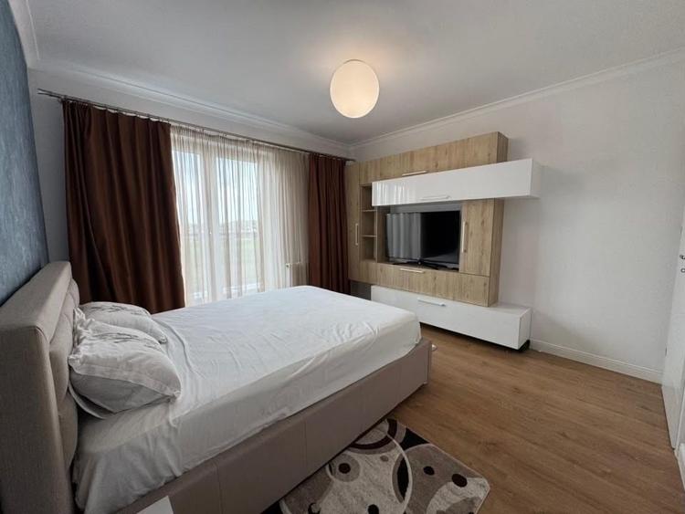 Apartament cu 3 camere decomandat în Unirii