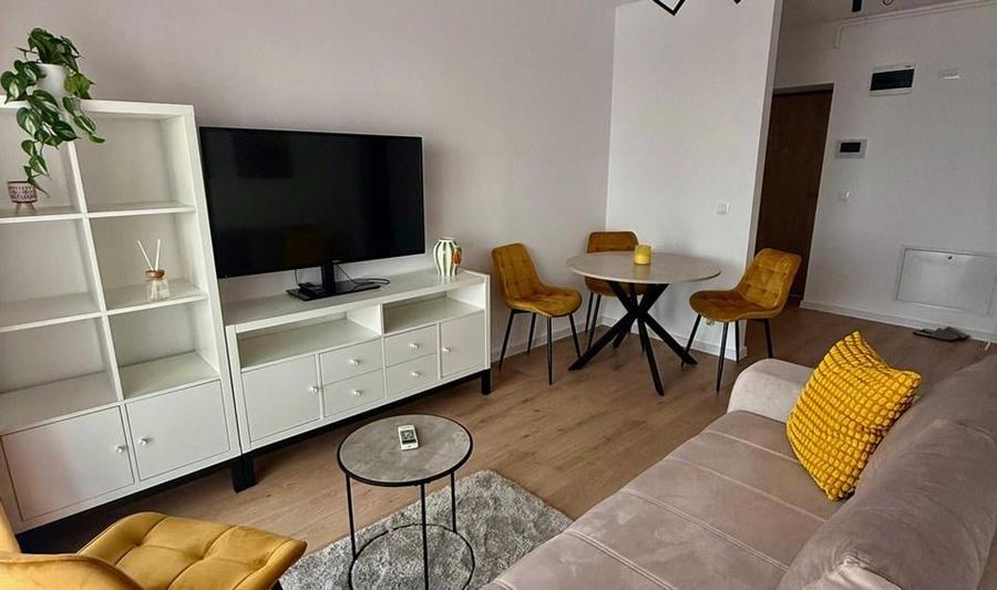 Apartament cu 2 camere decomandat în Theodor Pallady