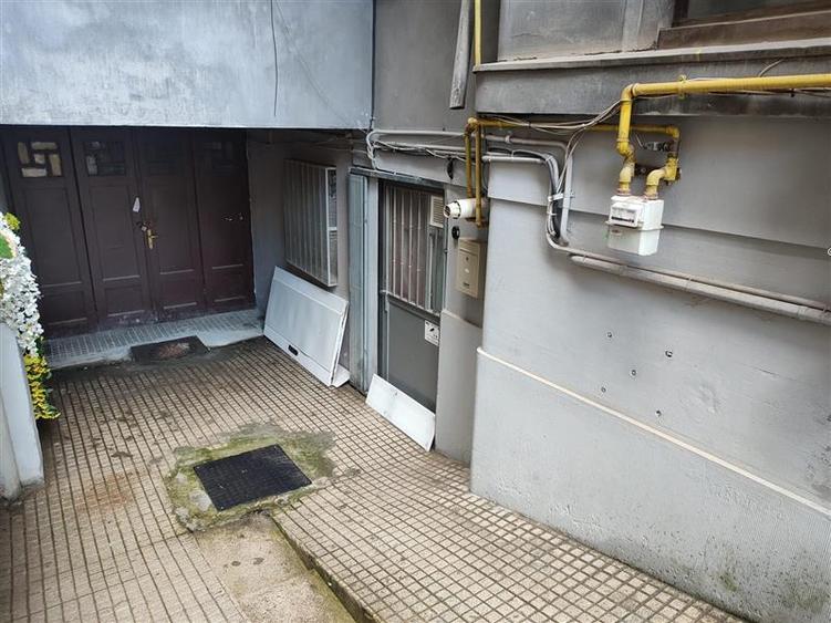 Apartament cu 2 camere semidecomandat, mobilat în Calea Călărașilor