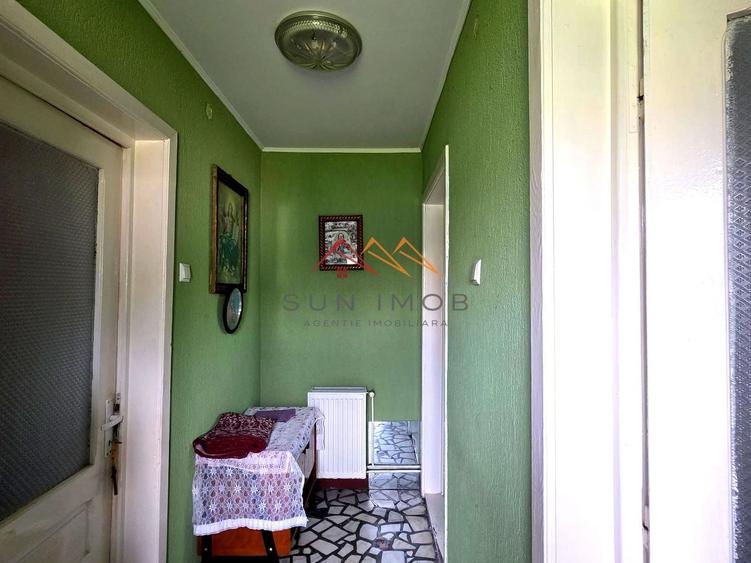 Duplex cu 3 camere cu Canalizare în Bănești