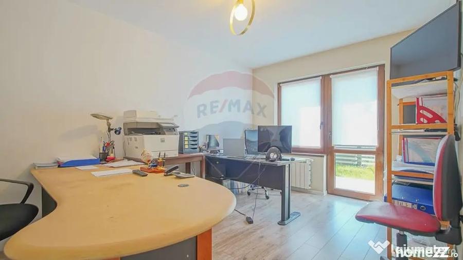 Casă cu 4 camere cu Teren 534 Mp în IAR