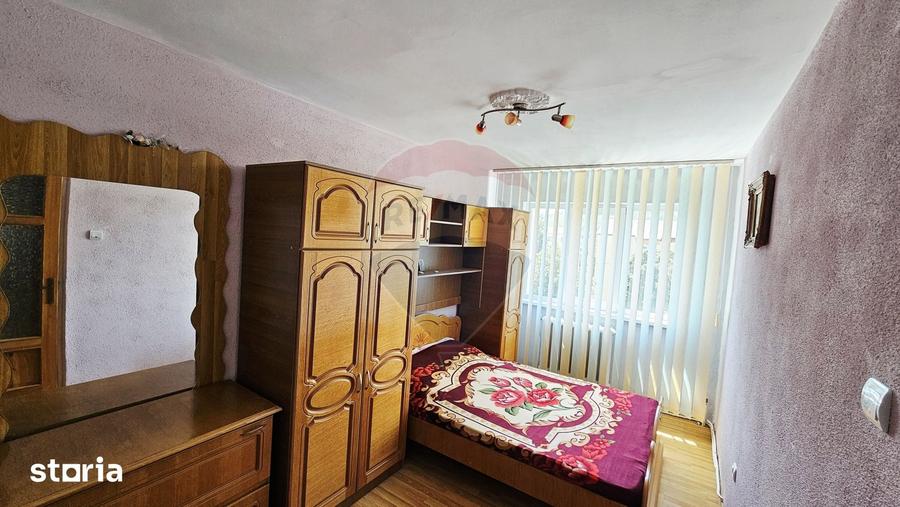 Apartament cu 4 camere în Mărăței