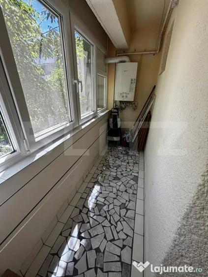 Apartament cu 2 camere semidecomandat, mobilat în Micro 16