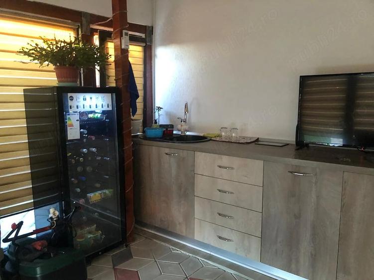 Casă cu 4 camere cu Teren 250 Mp în Geamăna