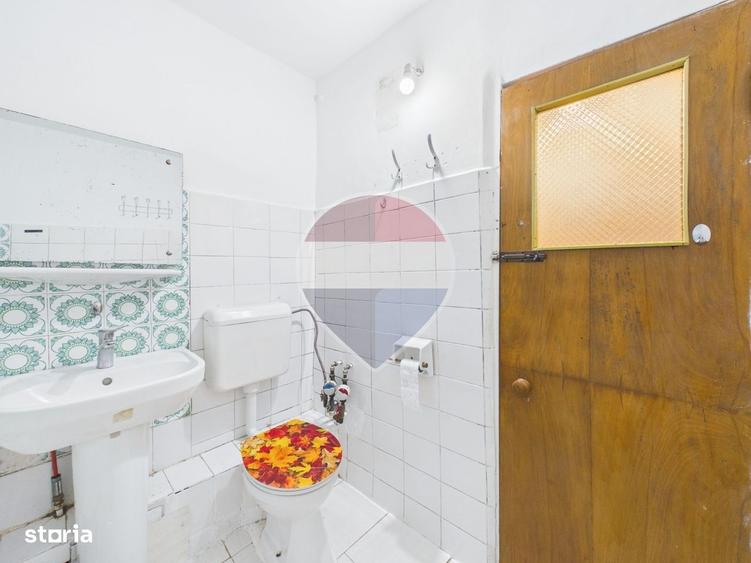 Apartament cu 3 camere semidecomandat în Crângași