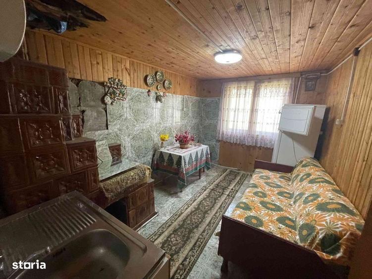 Casa cu 5 camere, curte de 500 mp, rural ,zona Centrala - 11