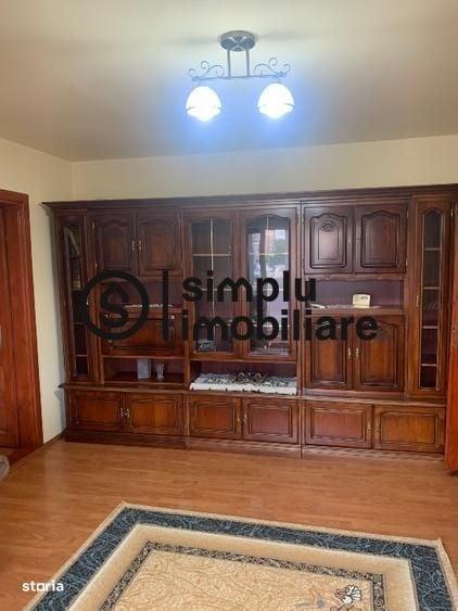Apartament cu 2 camere semidecomandat în 1 Mai