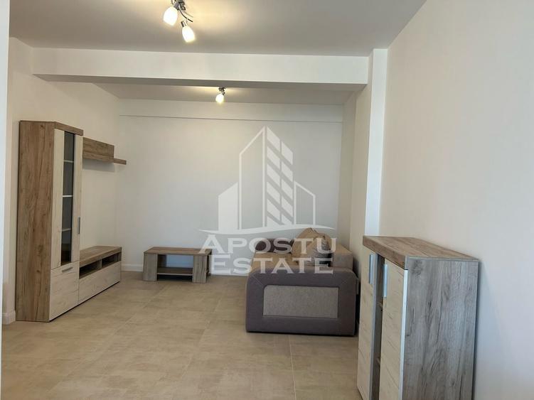Apartament cu 2 camere decomandat, mobilat în Soarelui