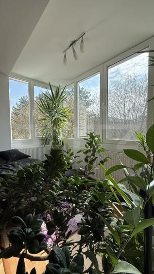 Apartament cu 3 camere decomandat, mobilat în Tudor