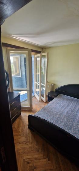 Apartament cu 2 camere semidecomandat în Pajura