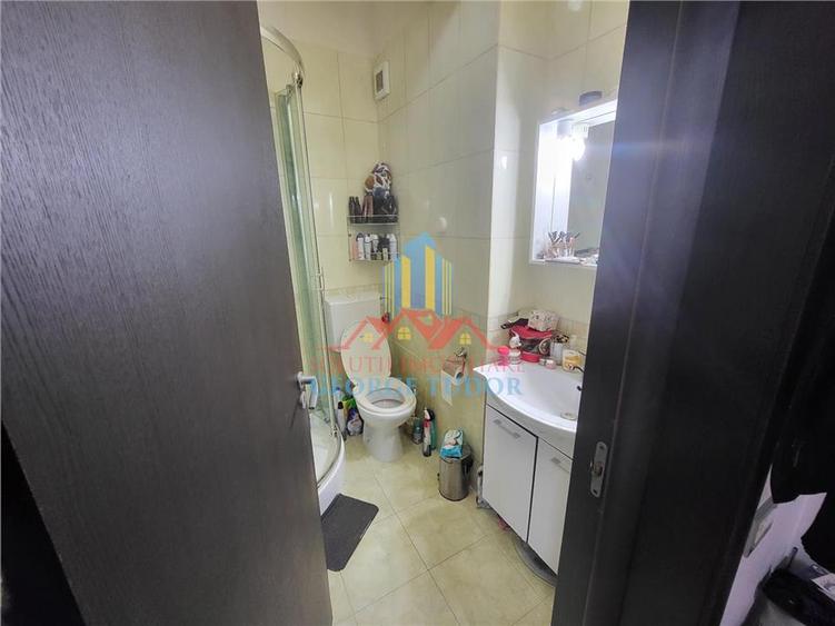 Apartament cu 2 camere decomandat, mobilat în Militari