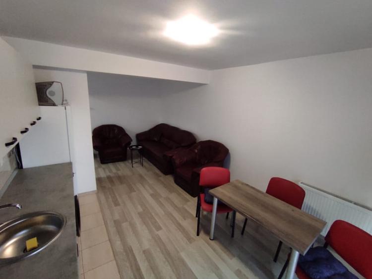 Apartament de inchiriat 2 camere + parcare in Cluj zona Damb - 2