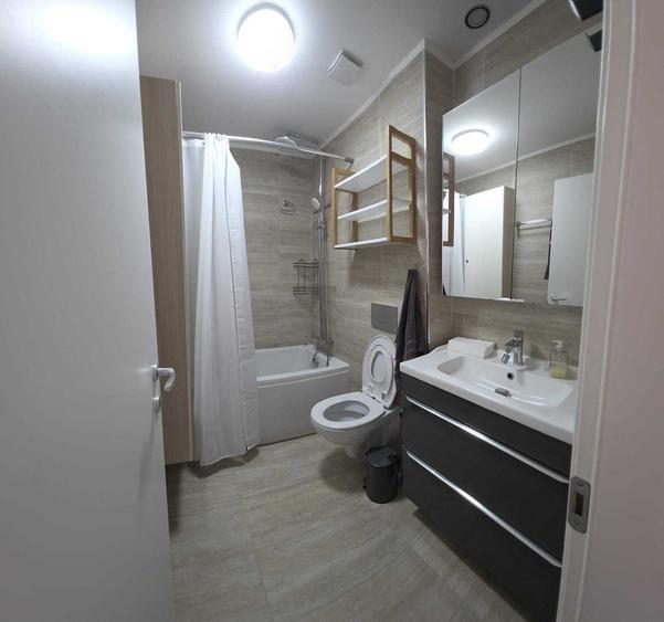 Apartament cu 2 camere decomandat în Crețuleasca