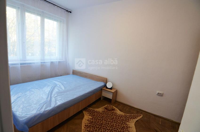 Apartament cu 3 camere semidecomandat, mobilat în Copou