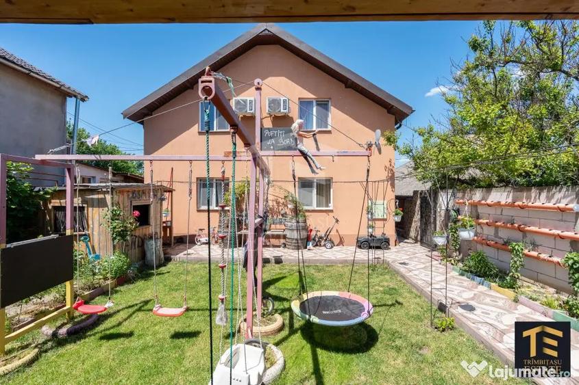 Casă cu 6 camere cu Teren 343 Mp în Central