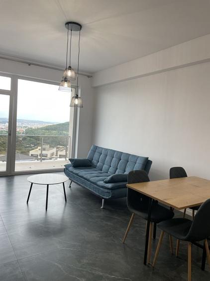 Apartament cu 2 camere decomandat în Florești