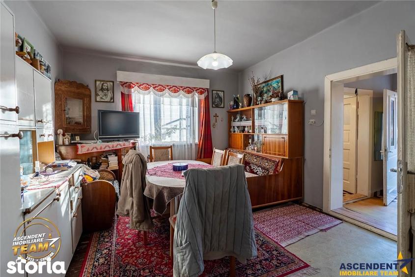Casă cu 2 camere cu Teren 656 Mp în Brețcu