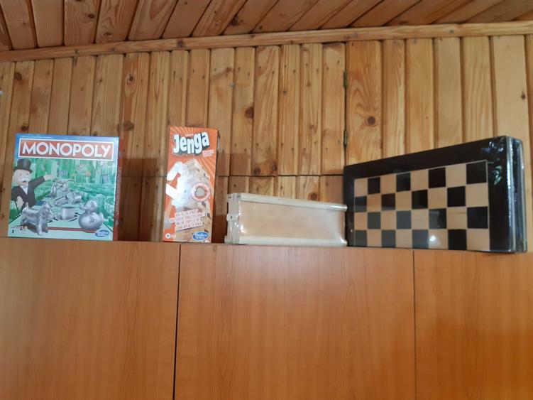 Apartament cu 2 camere semidecomandat în Lacu
