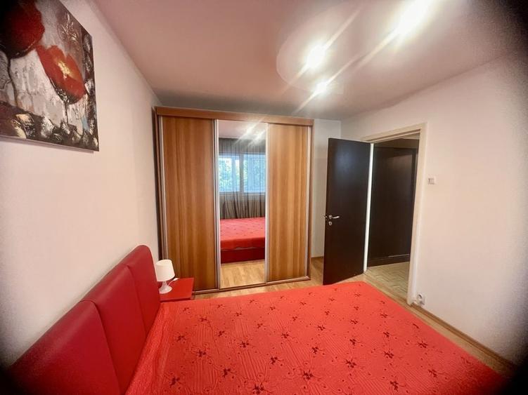 Apartament cu 2 camere semidecomandat în Jiului