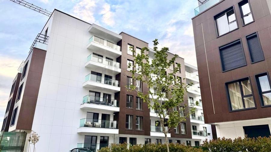 Apartament cu 2 camere semidecomandat în Pipera