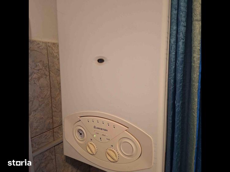 Apartament cu 3 camere în Calea București