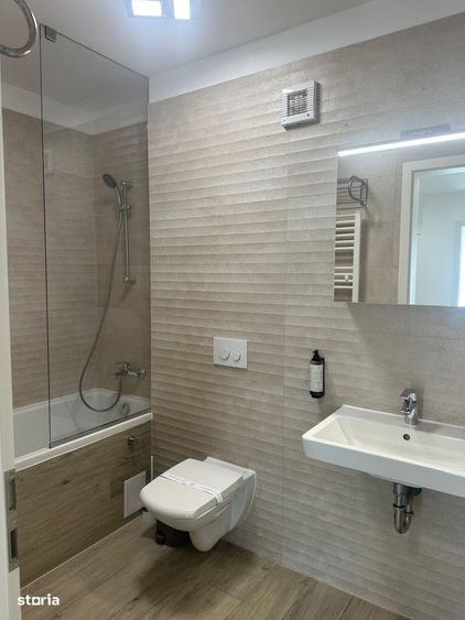 Apartament cu 2 camere, mobilat în Tractorul