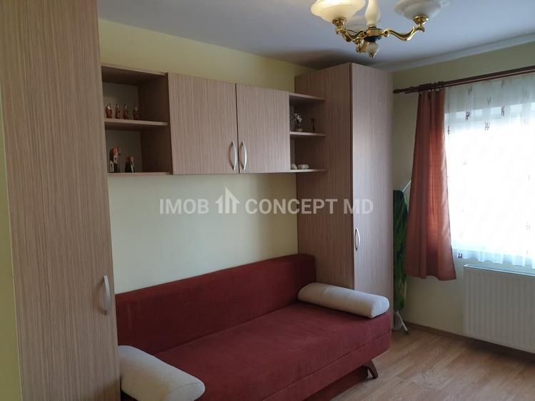 Apartament cu 3 camere decomandat, mobilat în Republicii