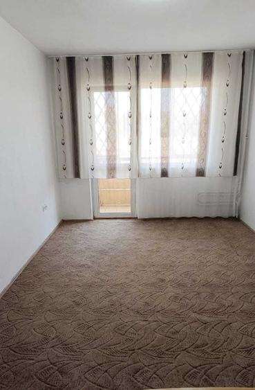 Apartament cu 2 camere decomandat în 1848