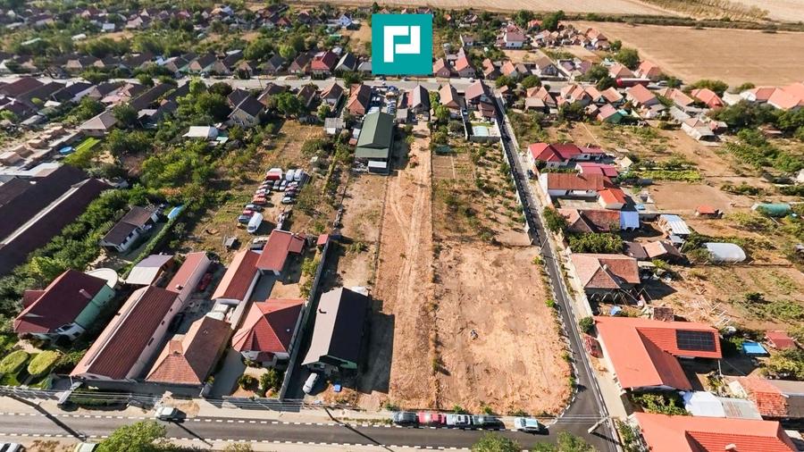 Teren Construcții intravilan de 1080 mp, în Zimandu Nou