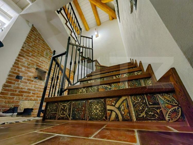 Casă individuală cu 4 camere cu Canalizare în Ciugud