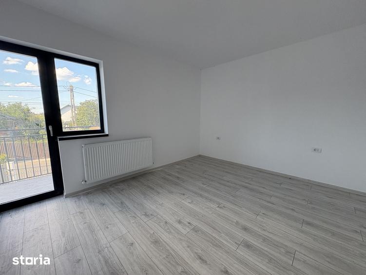 Casă cu 4 camere cu Teren 465 Mp în Miroslava
