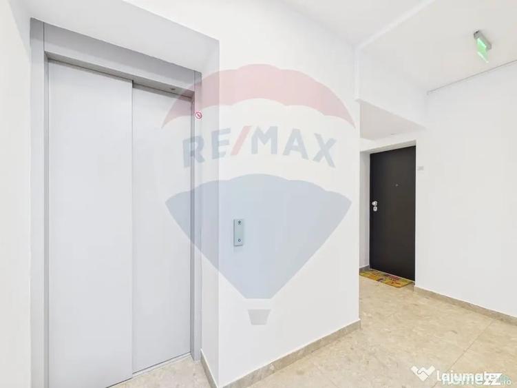 Apartament cu 3 camere decomandat în Fizicienilor