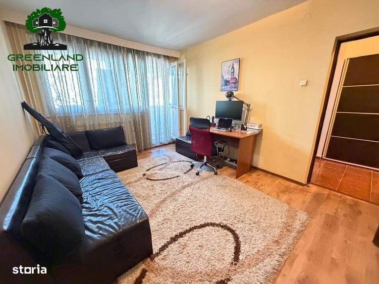 Apartament cu 2 camere în Podu Roș