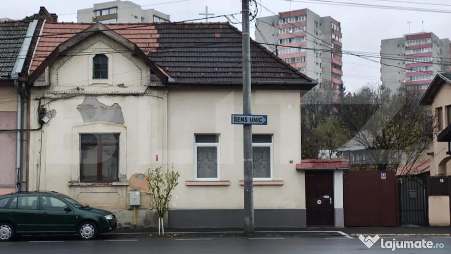 Casă cu 3 camere cu Teren 120 Mp în Central