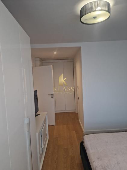 Apartament cu 3 camere semidecomandat, mobilat în Aviației